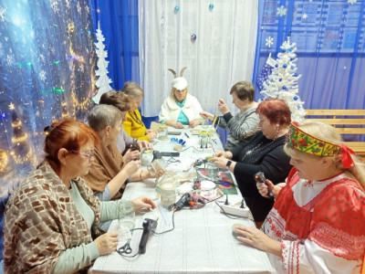 Фото новости:Прудищинский Дом культуры  вечер отдыха,  «Раз в Крещенский вечерок...».